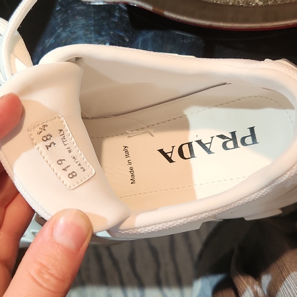 Prada  snickers - Picture 4 of 4